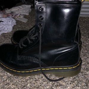 Dr. Martens 1460 8-eye boot